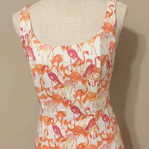 Pappagallo Dresses & Skirts - Women's Pappagallo Flamingo Dress Size 8